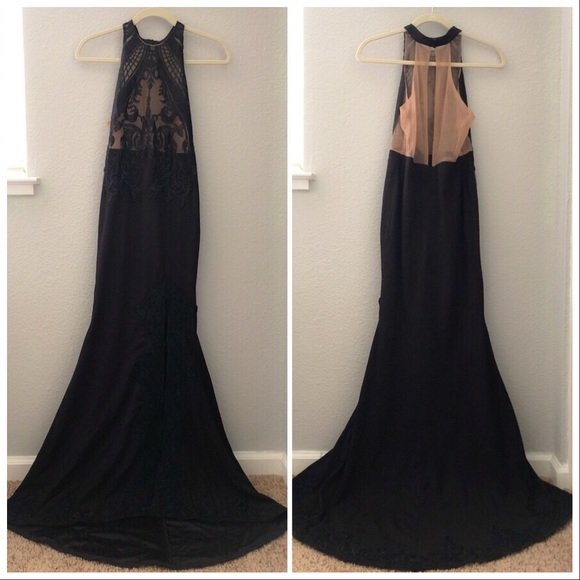 Love Triangle Embroidered Maxi - Picture 4 of 4